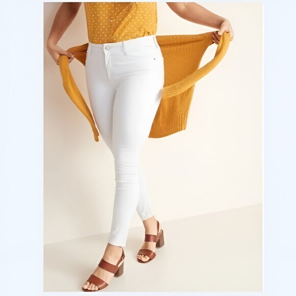 5/$20 NEW 18 Women's Old Navy White Rockstar Super Skinny Clean-Slate Jeans - Picture 1 of 5